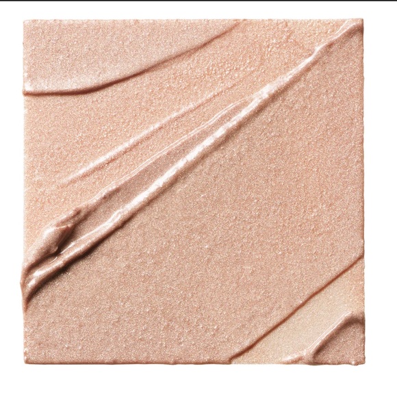 Milk Highliting Enlumineur Full Size (1oz/28gm) shade:Lit - Picture 2 of 7